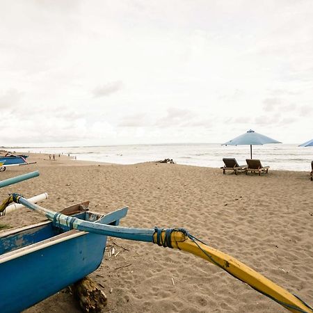 Nelayan Beach Resort By Kts Bali Canggu Exteriör bild